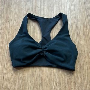 CSB Crop shop boutique fade cove sports bra size xs